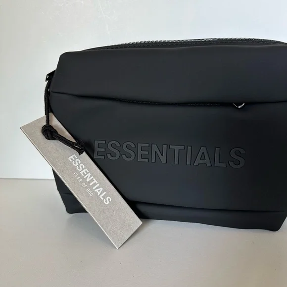 ESSENTIALS bag Black Crossbody Bag Minimalist Logo Streetwear Shoulder Pouch - Picture 3 of 6